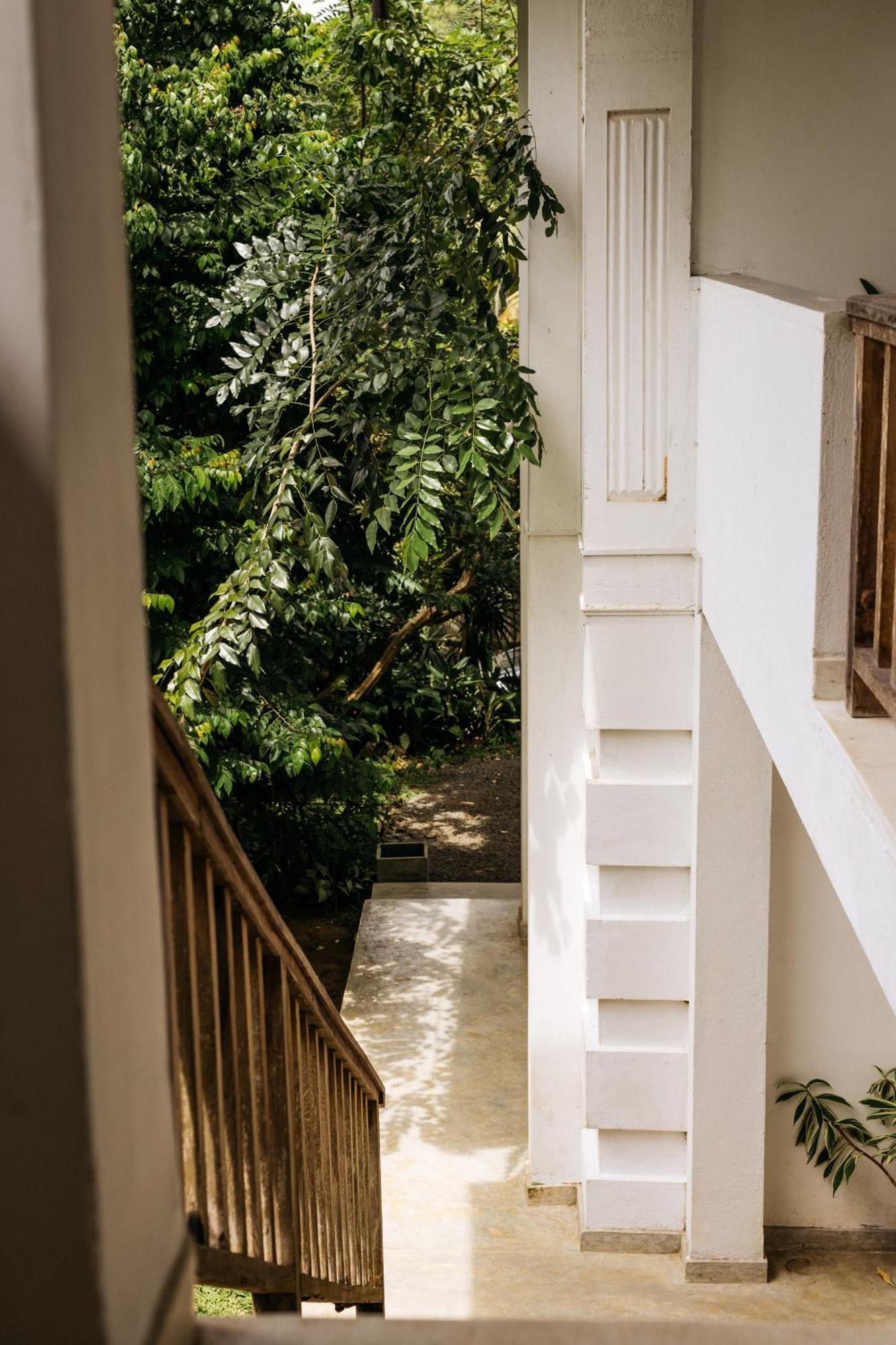 Hotel Watu House Dikwella Esterno foto